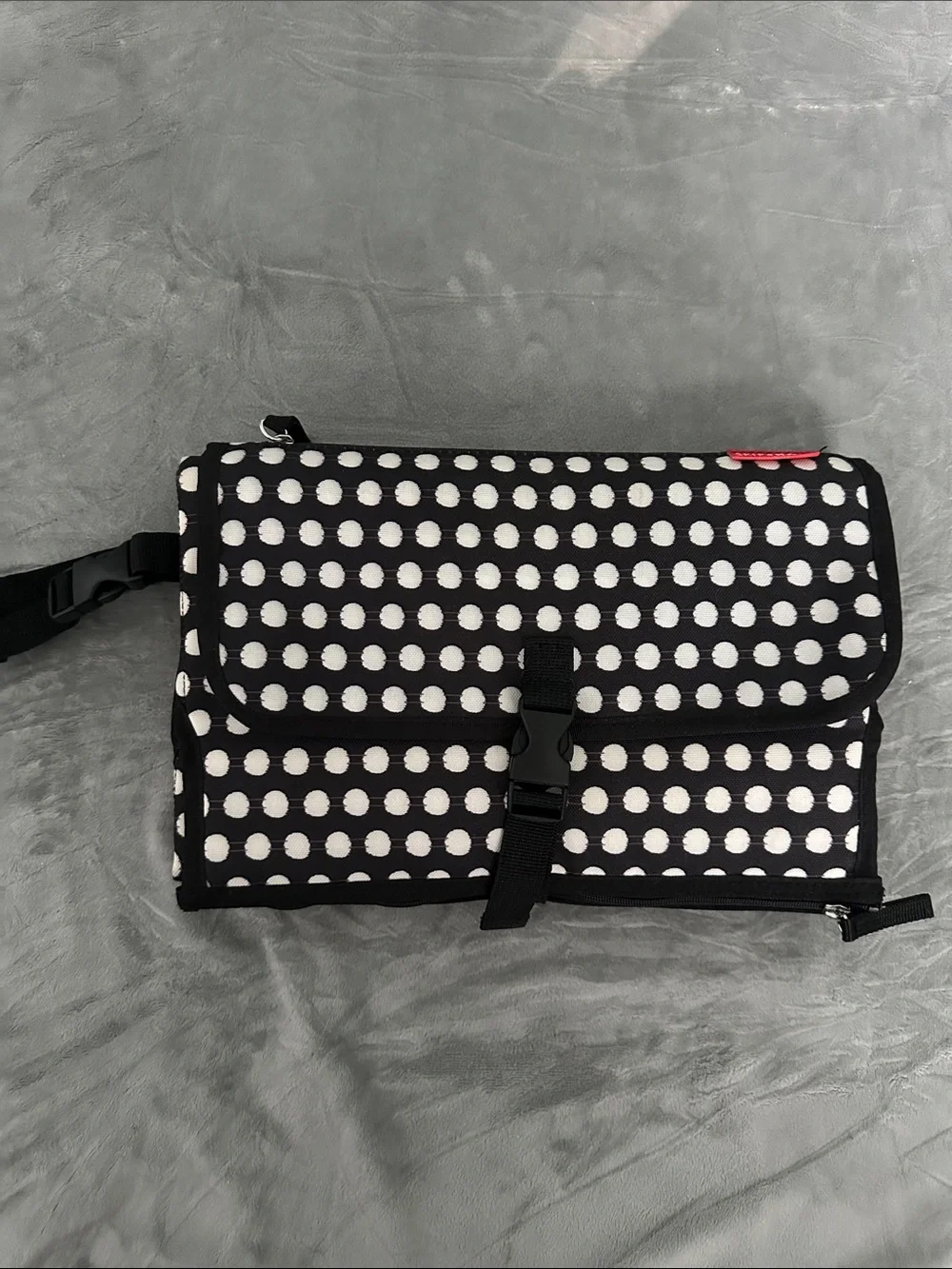 5/$25 Skip hop portable changing station/ organizer